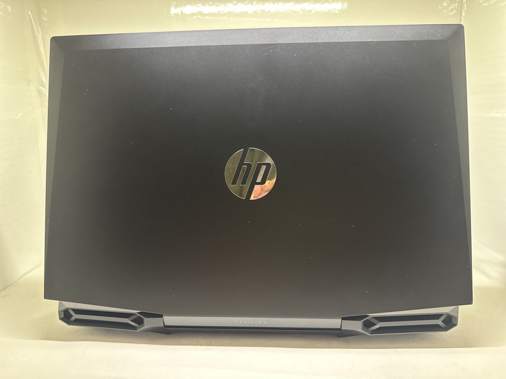 Ігровий ноутбук HP Pavilion Gaming 15-dk