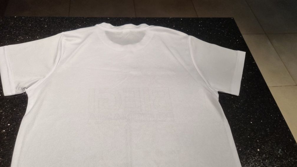 NOWA biała koszulka T-shirt bluzka z krótkim rękawem na w-f