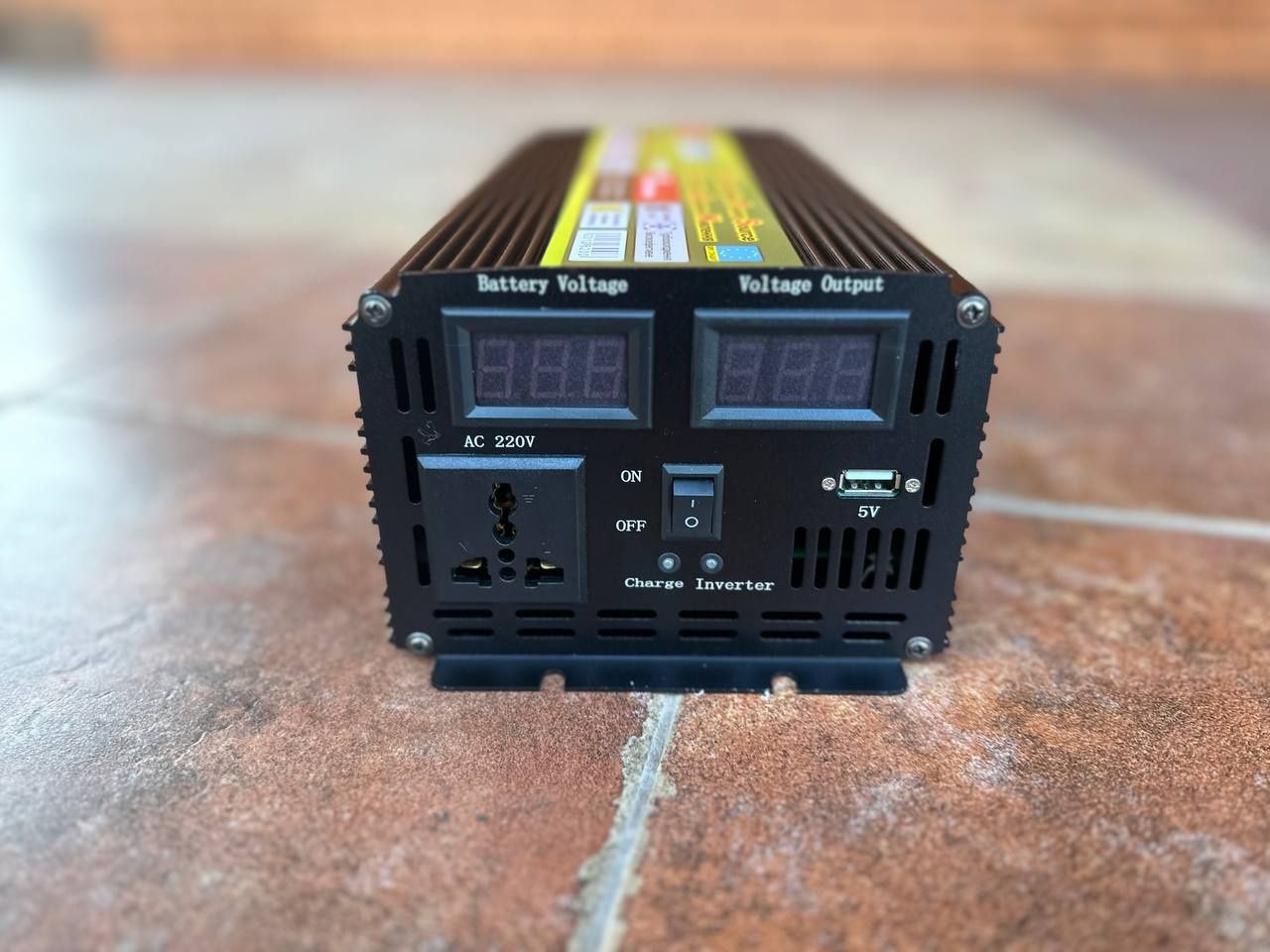Потужний ІНВЕРТОР!! Перетворювач 5200W Стабільна напруга 12-220Вт