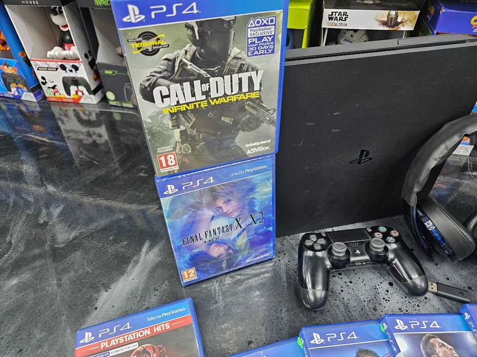Konsola PS4 Playstation 4 SLIM 500GB słuchawki bezprz. Sony + 8 gier