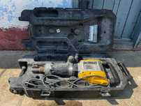Отбойный молоток, бетонолом, отбойник электрический DeWALT D25961 QS