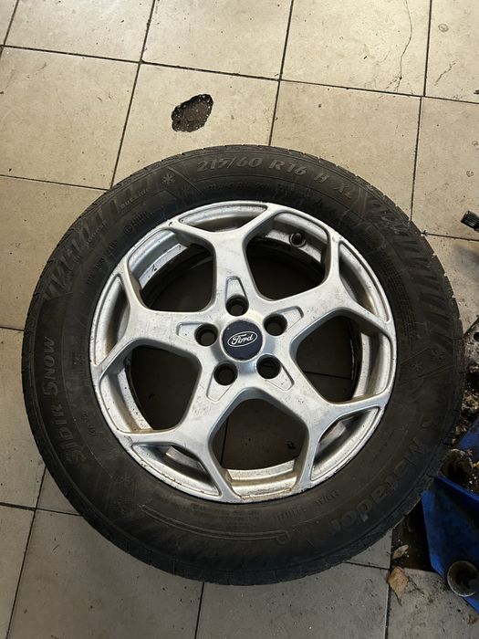 Колеса Ford Focus r16+ зимова гума
