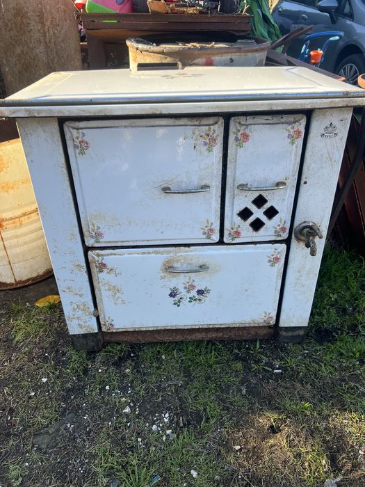 Fogao a lenha em excelente estado