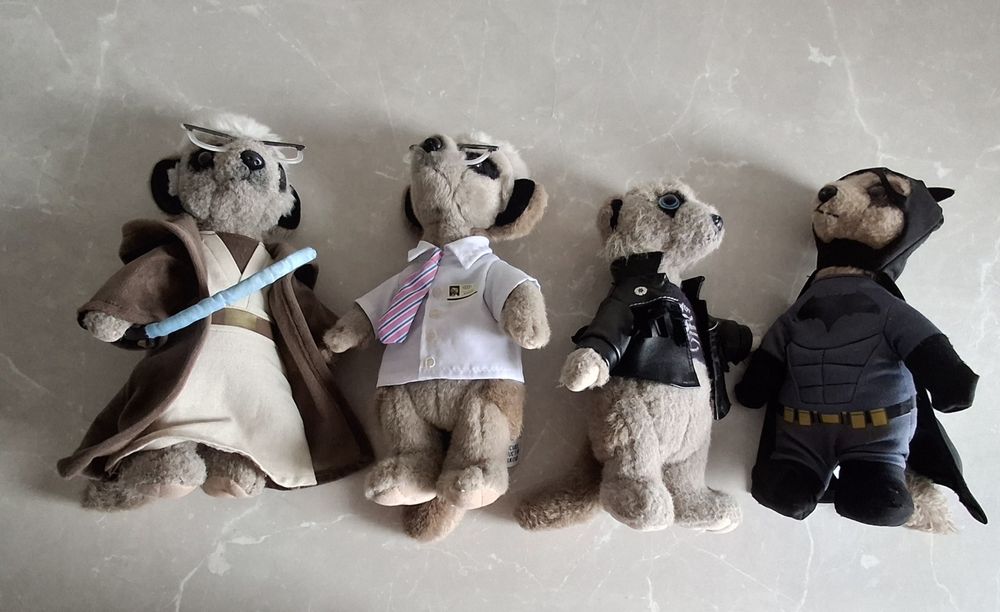 Колекційні іграшки сурікати