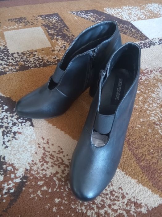 Buty damskie Martin pescacore rozmiar37/ 38  wkładki 23 cm