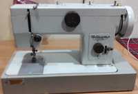 Швейная машинка "Чайка"134а