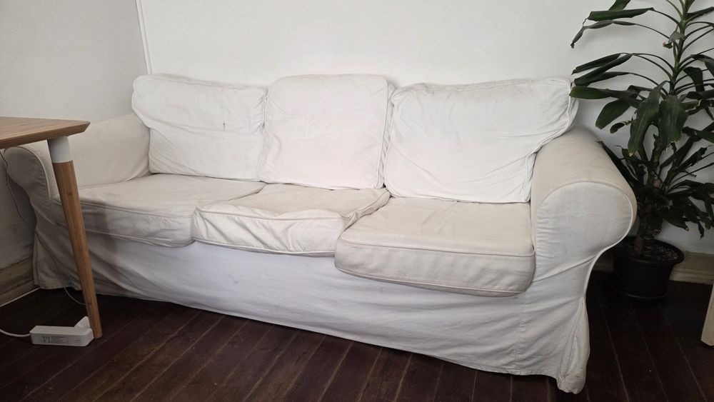 Sofá confortável 3 lugares