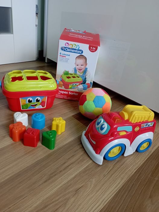 Zestaw zabawek dla maluszka