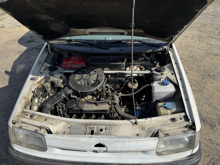 Skoda Felicia Пикапов цена за 2 шт