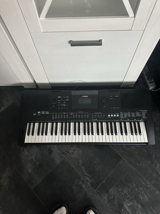 Синтезатор Yamaha PSR E463