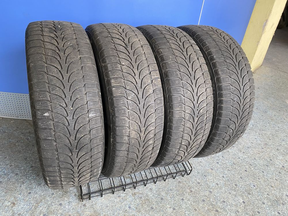 Bridgestone Blizzak 225/65r17 зима