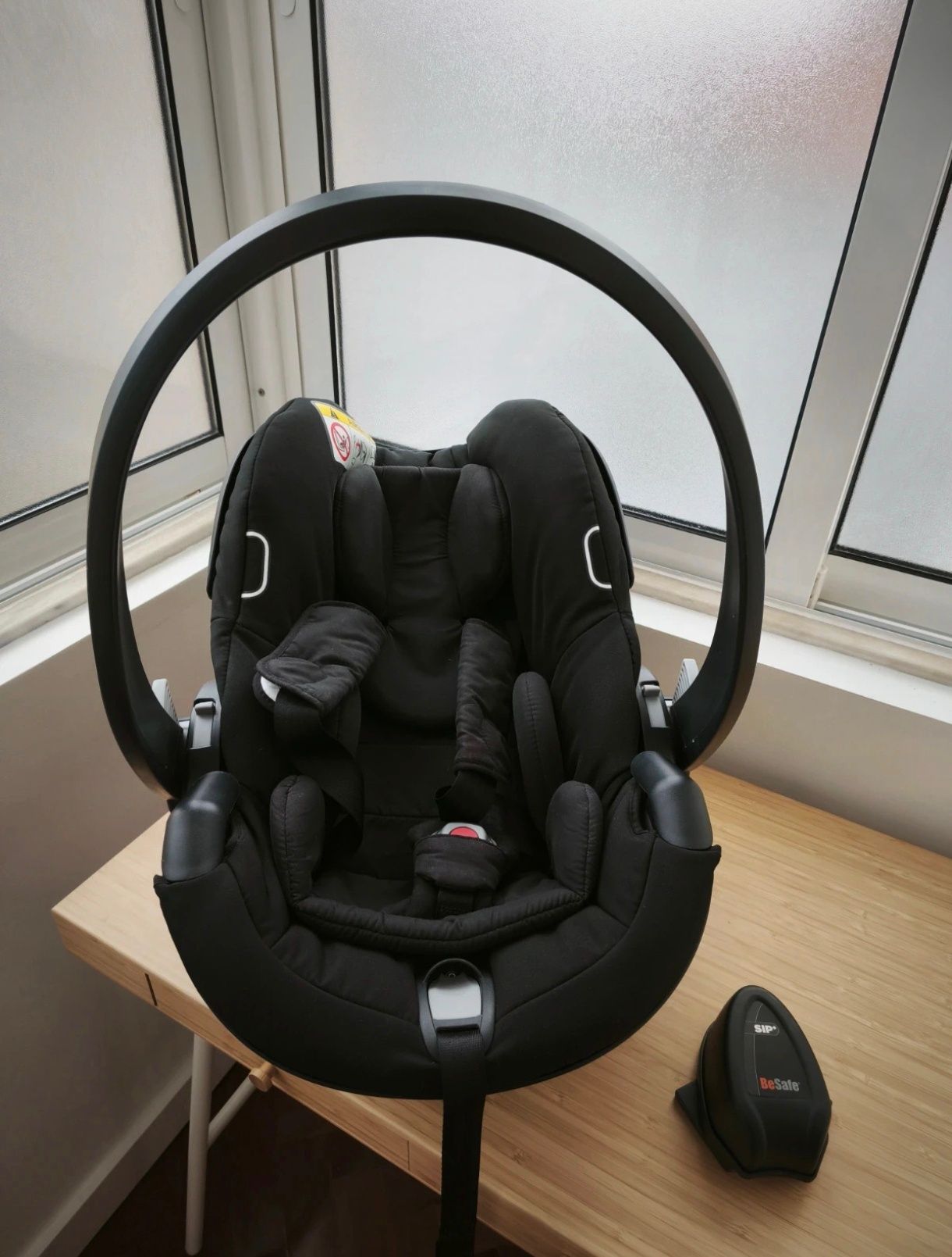 Babyzen by BeSafe Egg Car Seat