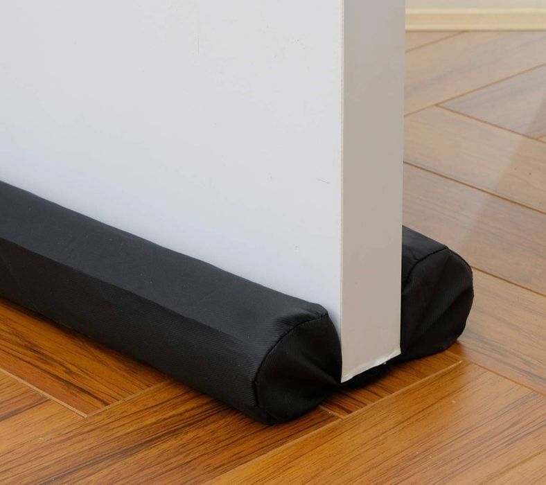 Blokada przeciągów pod drzwiami, czarna, 80-95 cm