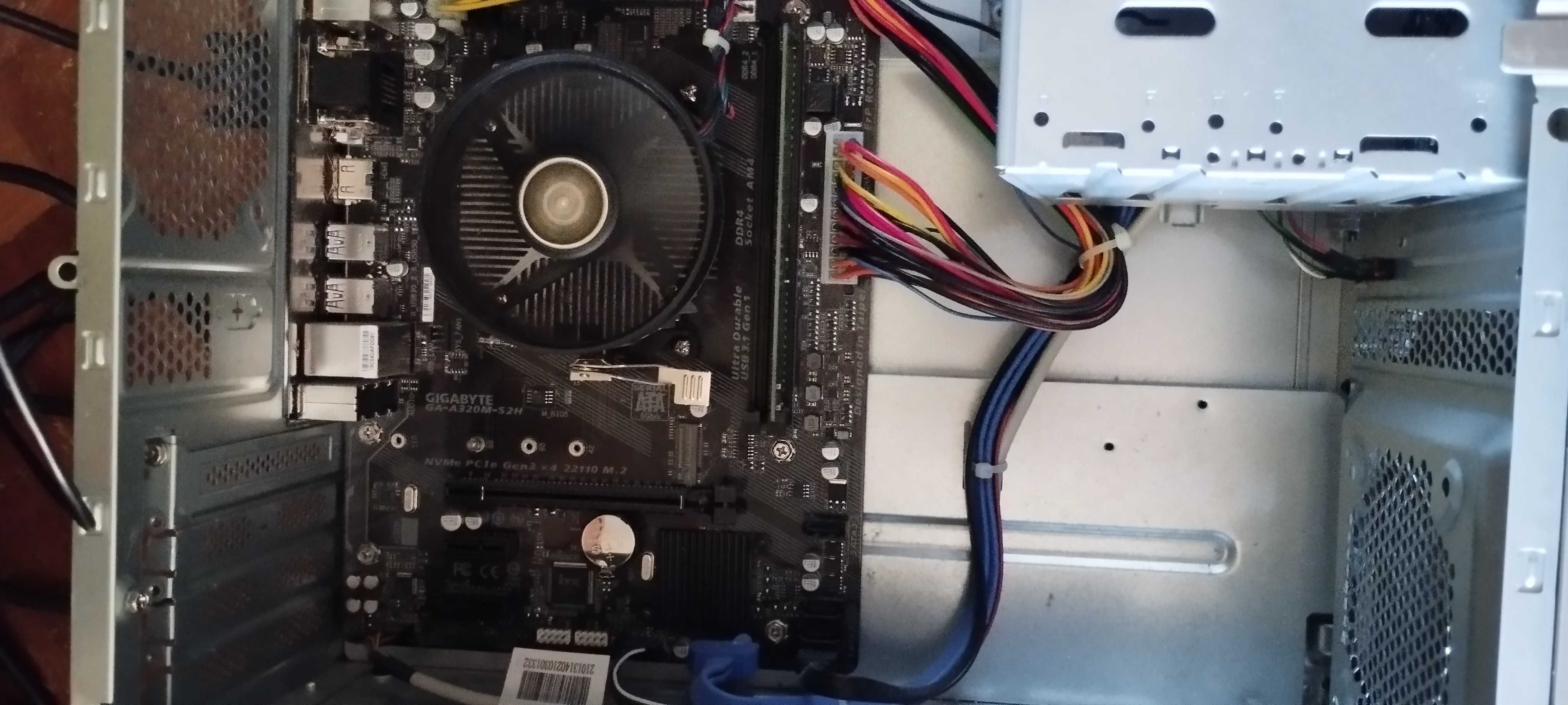 ПК Gigabyte GA-A320M-S2H DDR4 8Gb AMD Ryzen 5 3400