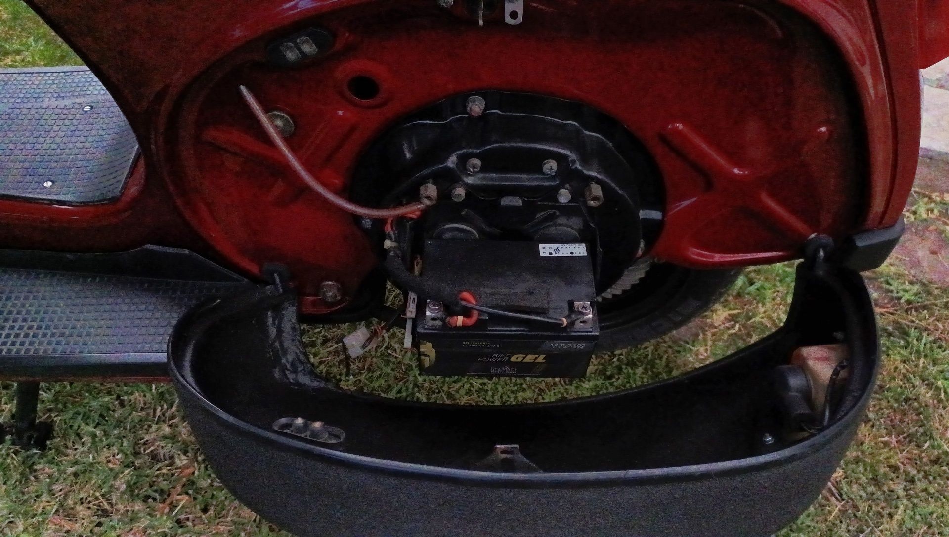 Vespa Cosa 200 LX
