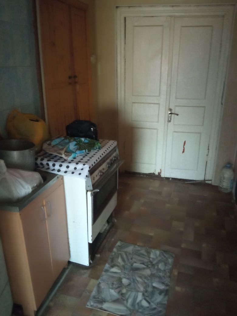 Продаю 1 к. кв. Центр