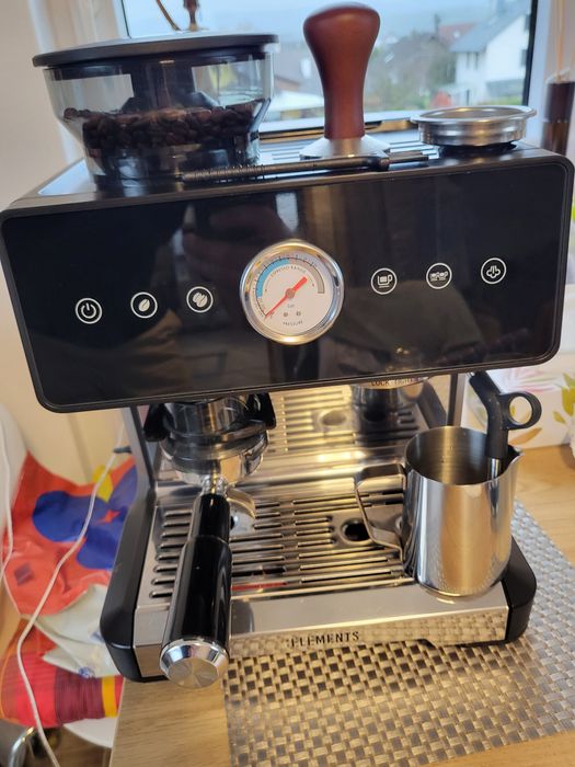 Продам кавомашину, кавоапарат в гарному стані