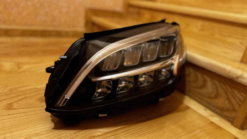 Lampa Lewa Reflektor LED HIGH PERFORMANCE Mercedes C-klasa W205 USA