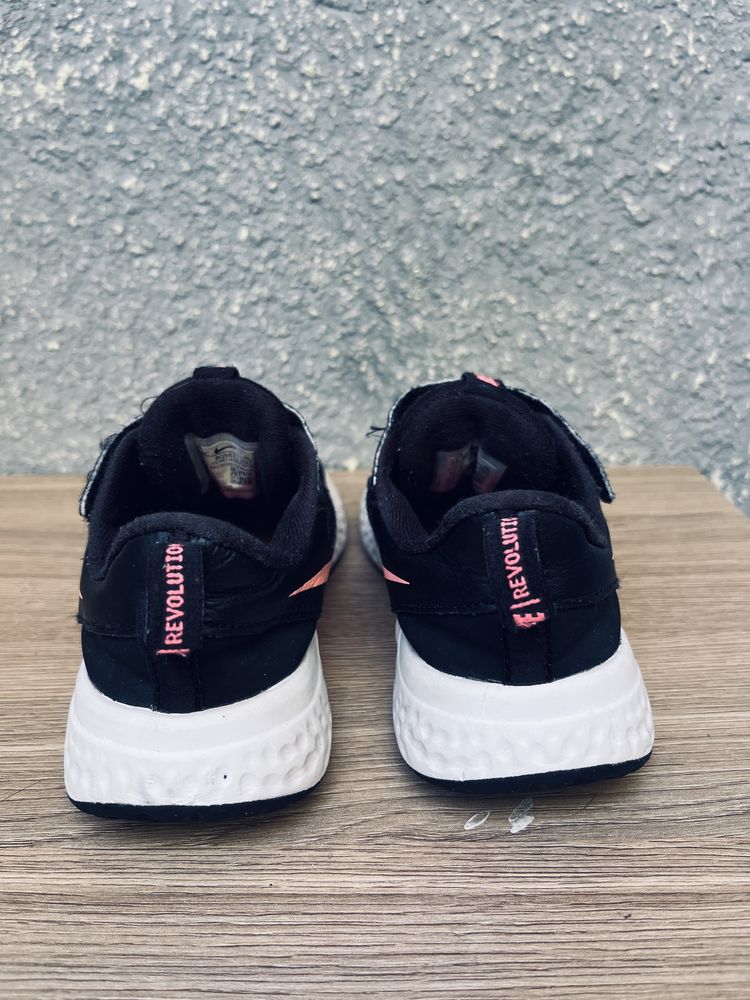 Кросівки Nike 30р. 18,5см.