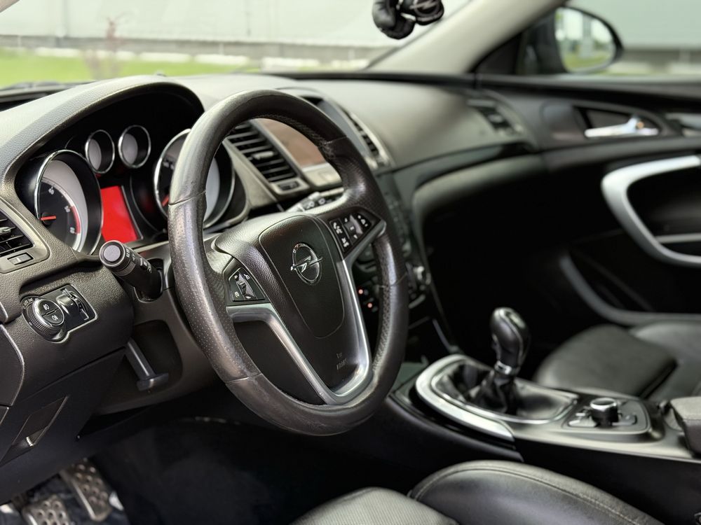 Продам Opel Insignia