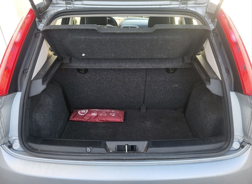 Fiat Grand Punto 1.2 Dynamic 28mil km