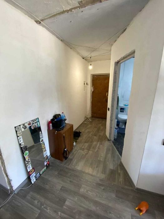 Продаж  двокімнатної квартири (від власника), вул. Євгена Логінова.