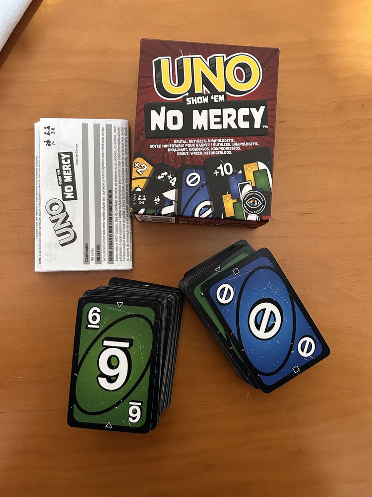 Jogo de cartas Uno Show’em No Mercy
