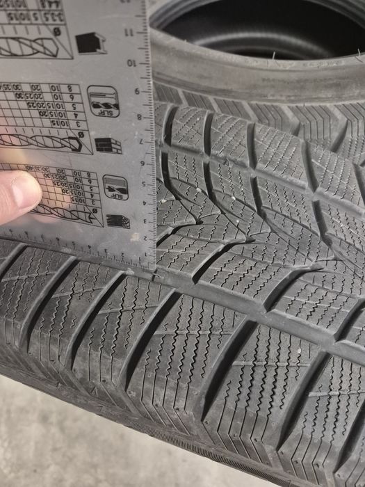 Imperial Snowdragon UHP 225/55 R19 99V