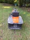 Trator de cortar relva Husqvarna