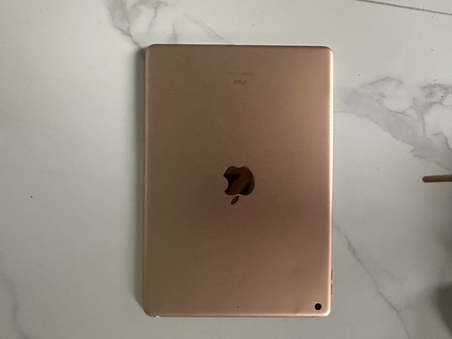 Срочно продам айпад!