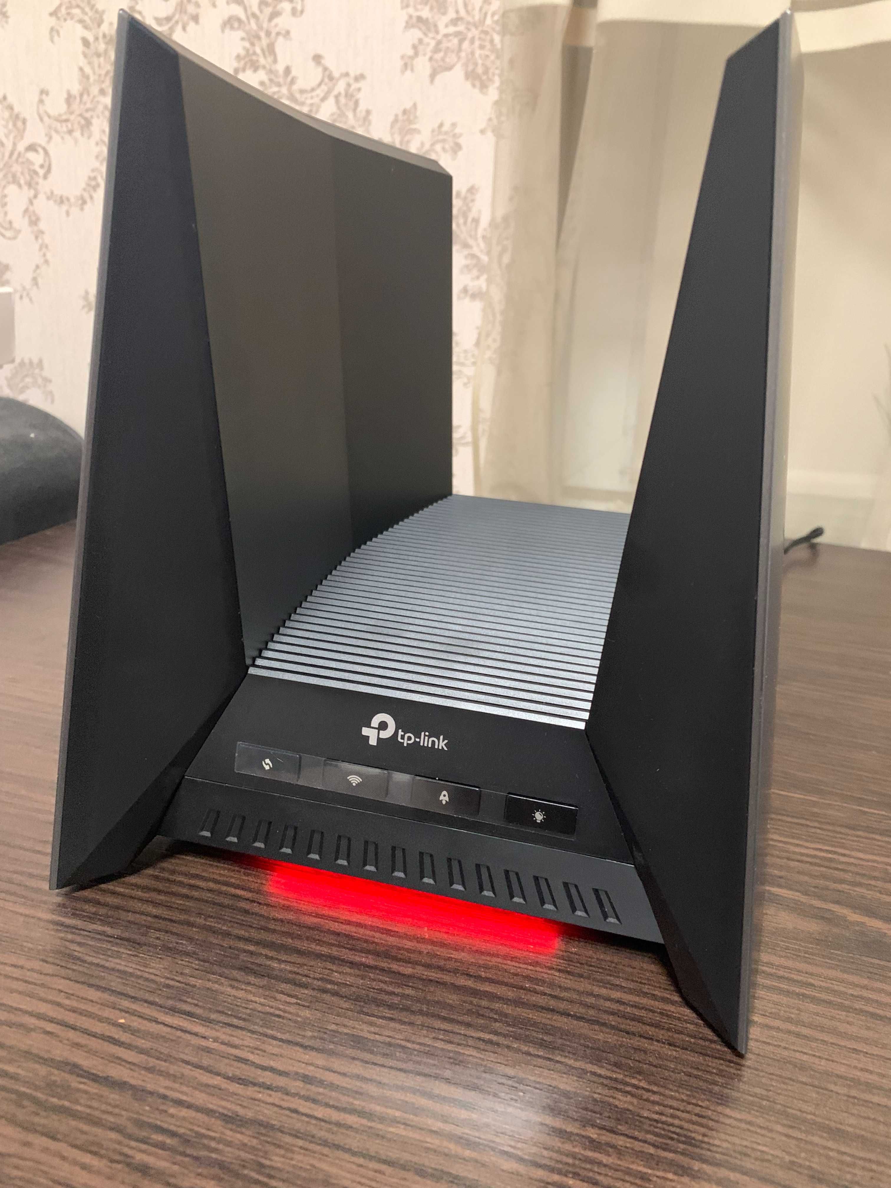 Игровой роутер TP-Link Archer GE800 | BE19000 Tri-Band Wi-Fi 7. Новый