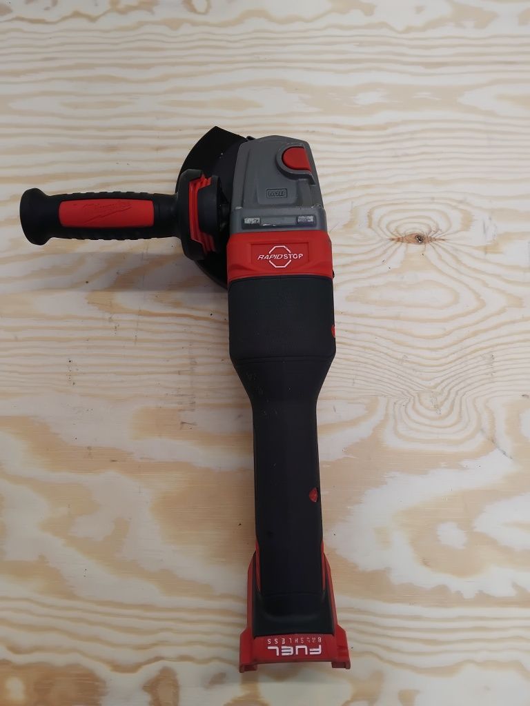Milwaukee M18  fhsag150 xpdb szlifierka kontowa tarc,a 150mm
