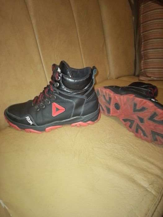 Зимние ботинки теплые