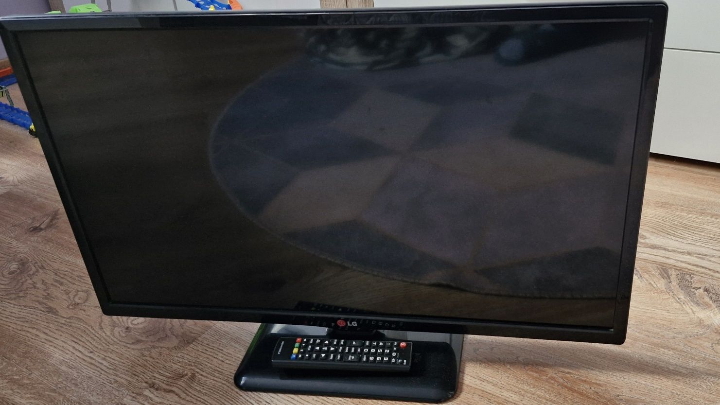LG 29MT44D-PZ ---