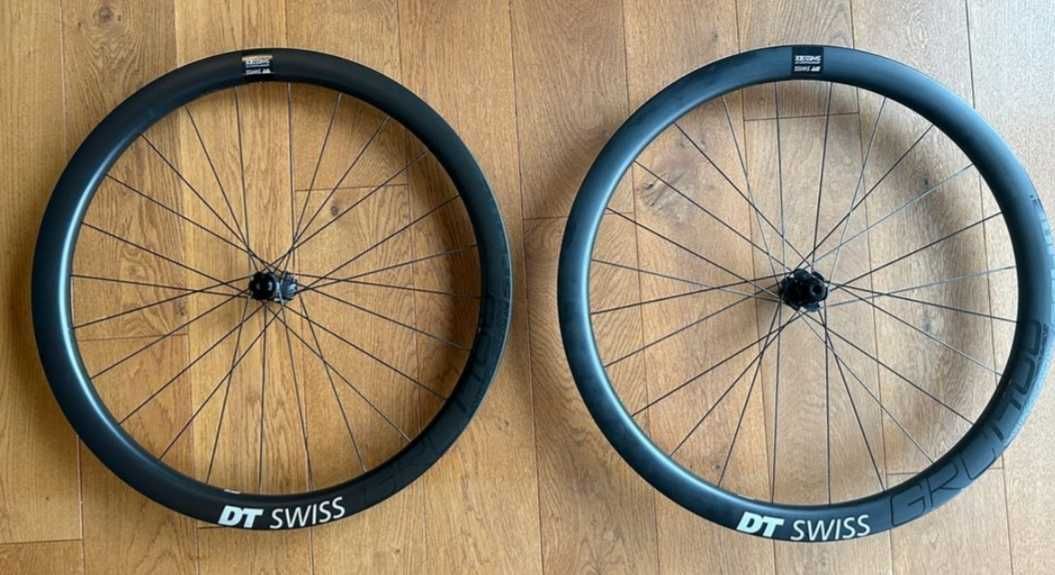 Conjunto de rodas DT Swiss GRC1400 Disc 42 LRS SRAM Gravel