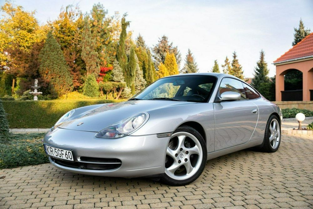 Porsche 911 Carrera 300 KM 996. Japonia. Bezwypadkowa.
