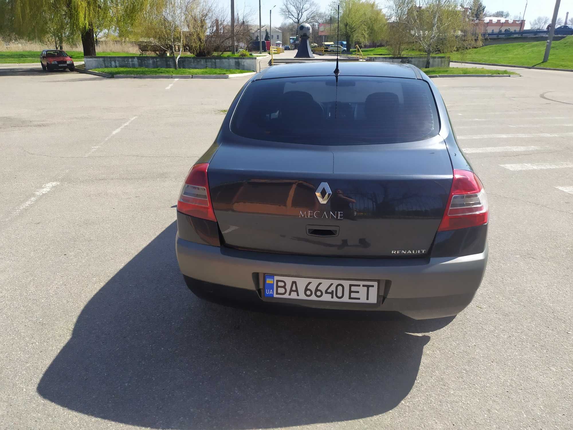 Рено Меган 1.6 автомат