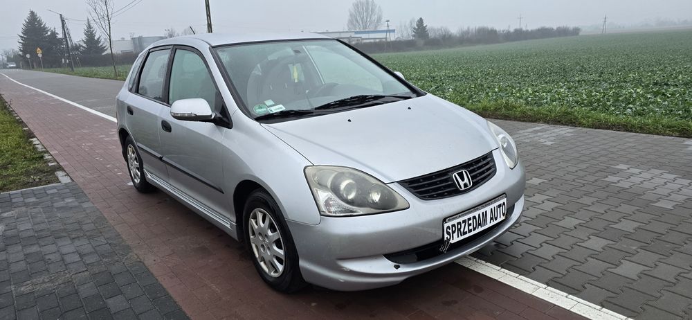 Honda Civic 1.4 LPG 2004, klima 5 drzwi
