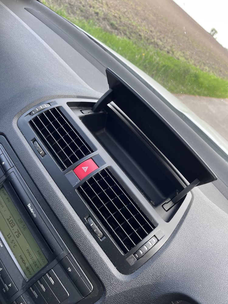 Потолок, Руль, Подушка, Салон, кнопка, плафон, Skoda Octavia A5