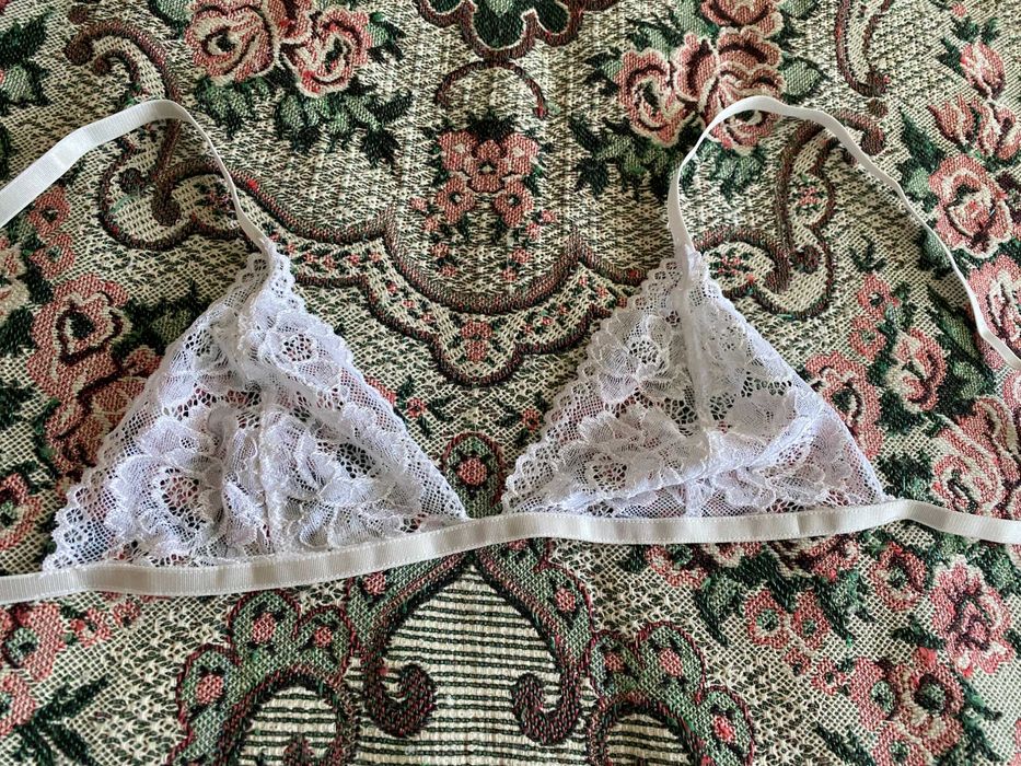 Комплект білої мереживної білизни від Garter Room