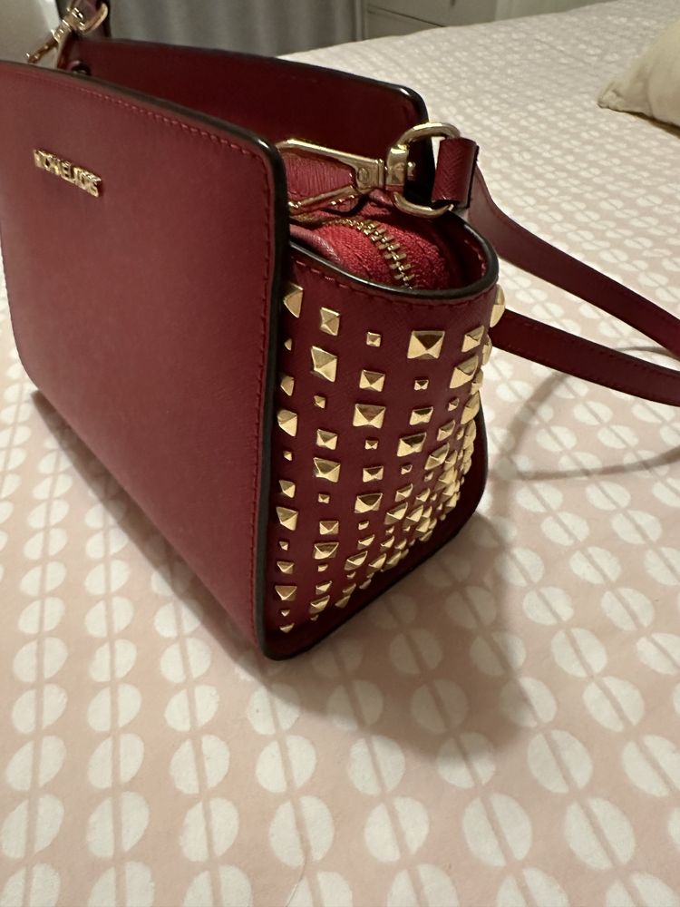 Mala Michael kors com tachas
