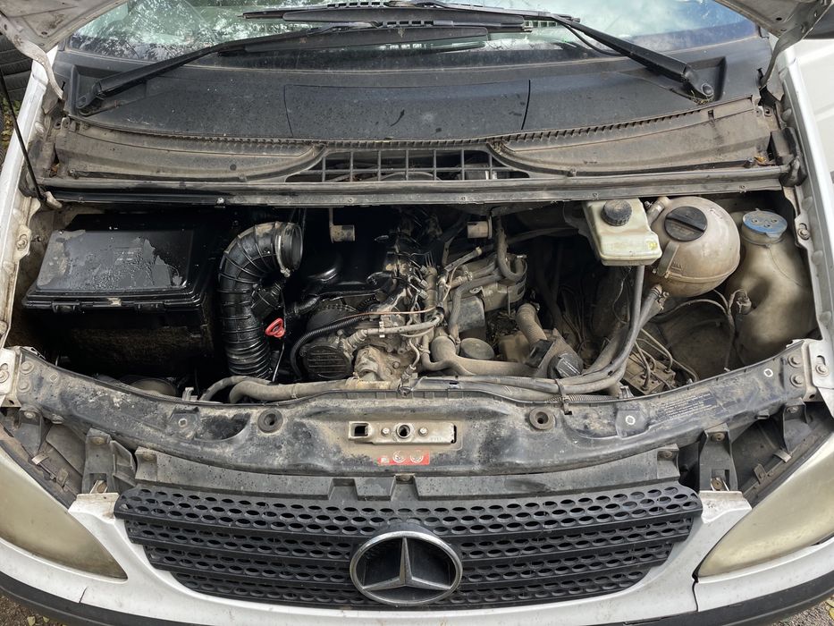 Vito 639 з неробочим двигуном