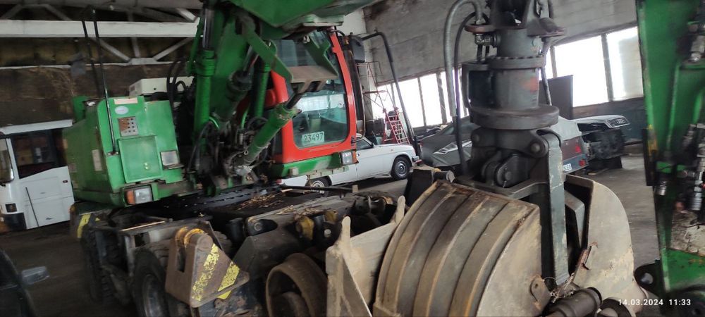Колійний екскаватор JCB JS 175w 2003р з обладнанням для колійних робіт