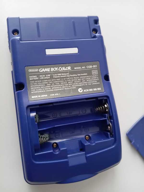Nintendo Game Boy Color CGB-001