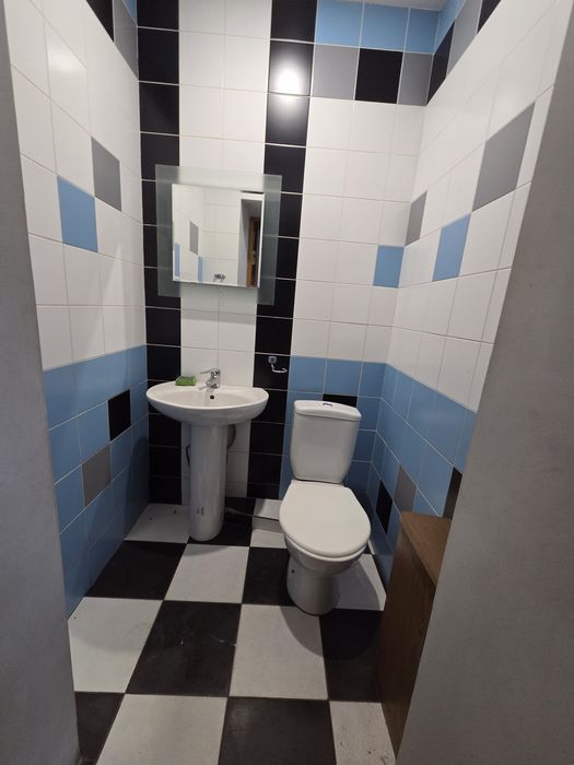 Продам помещение в Центре  метро пл. Конституции