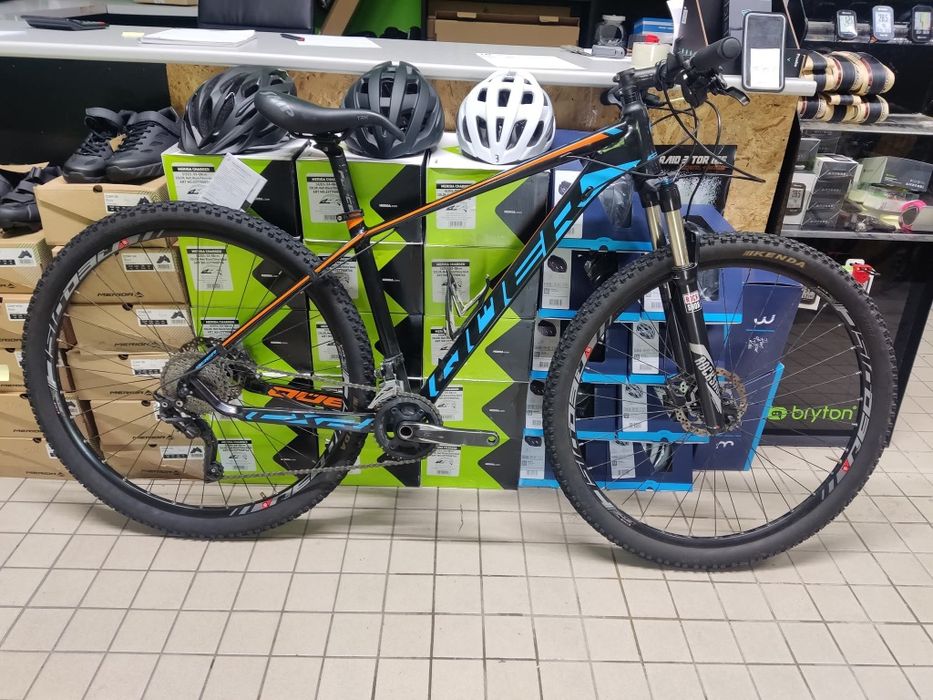 Btt 29 m rock shox a ar