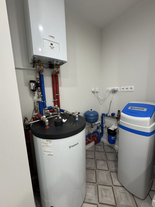 Перша сдача 4к біля метр,Контрактова площа, Подол, Нижній Вал,27/29