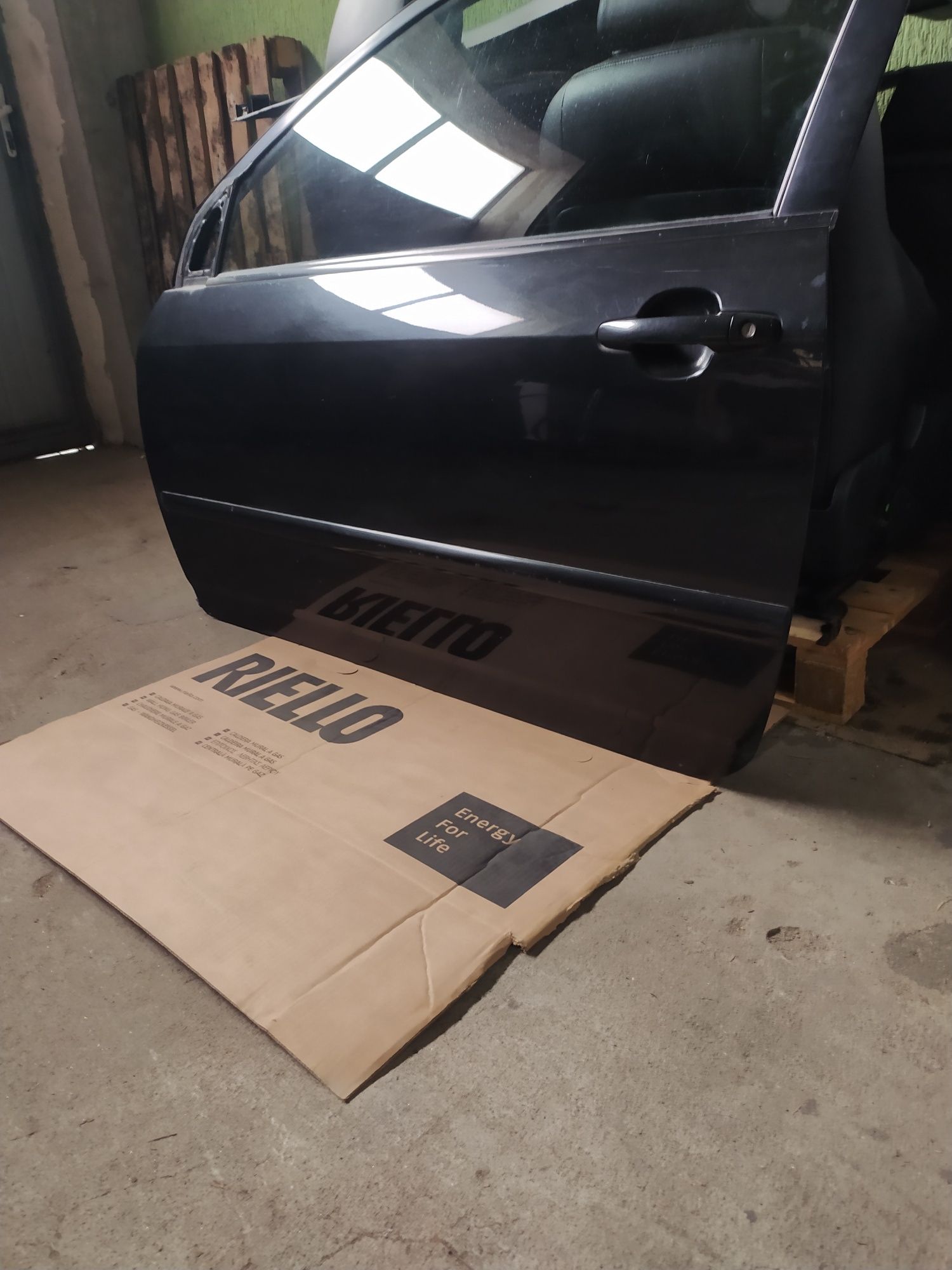 Drzwi lewe toyota corolla e12 02-07r 3d