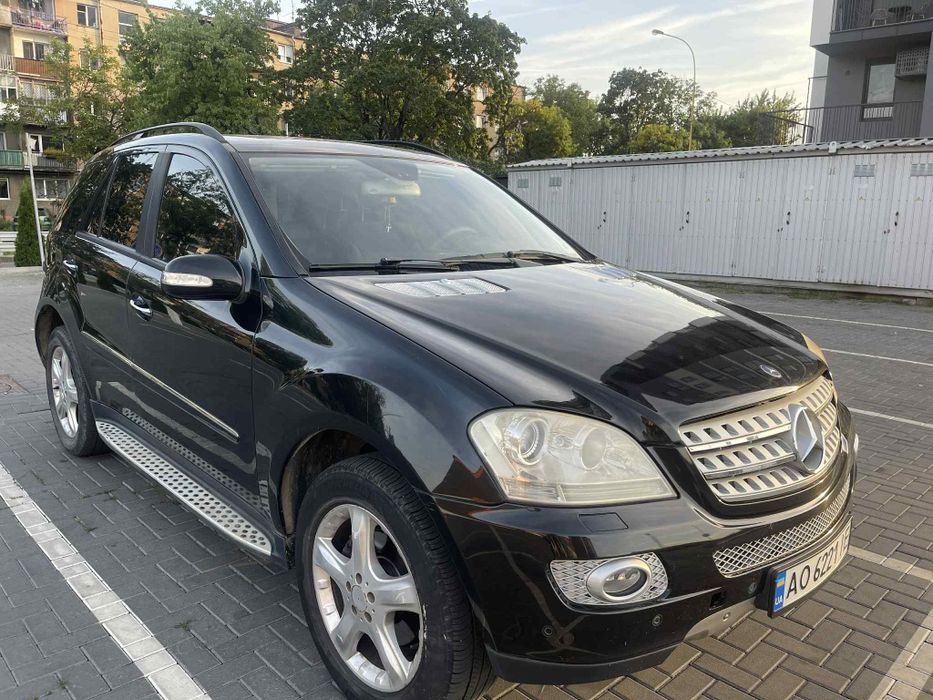 W164 ML350  2005 рік.