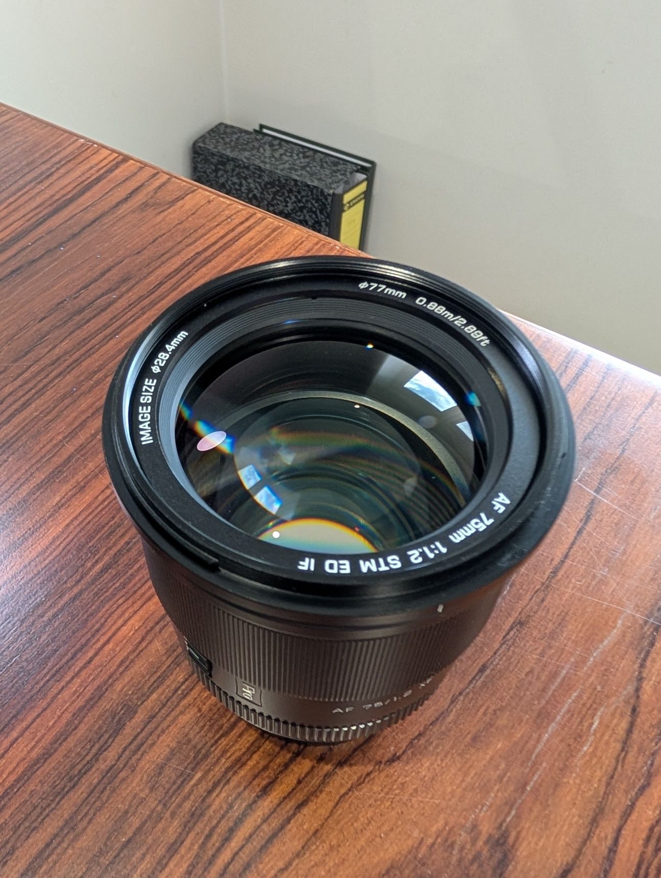 Viltrox PRO AF 75mm f/1.2 STM ED IF